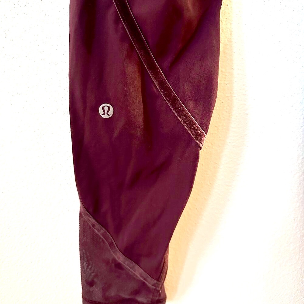 Lululemon Wunder Under Hi-Rise Burgundy Floral Burnout Mesh Leggings | s6 - Picture 7 of 17